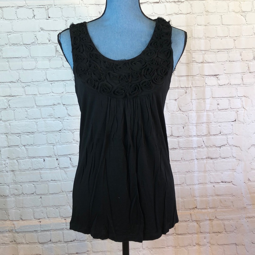 Design History Sleeveless Tank Top Blouse Rosette Neckline Medium